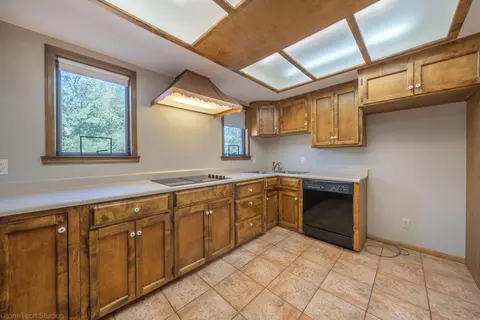 8788 Quail Valley Dr, Redding, CA 96002 photo 25
