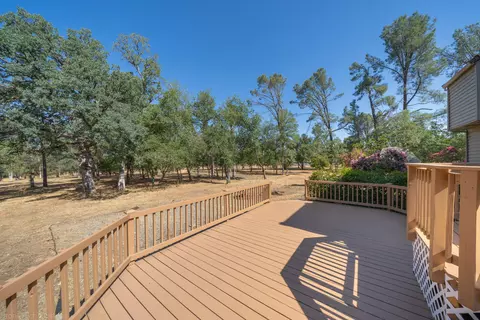 8788 Quail Valley Dr, Redding, CA 96002 photo 12