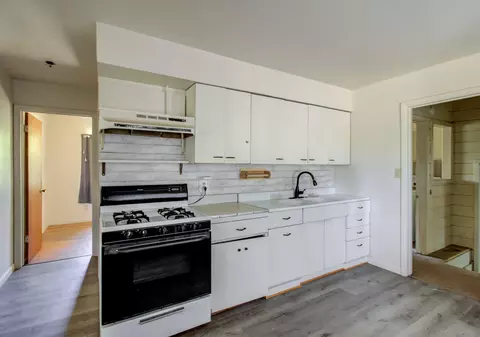 2940 N Bonnyview Rd, Redding, CA 96001 photo 6