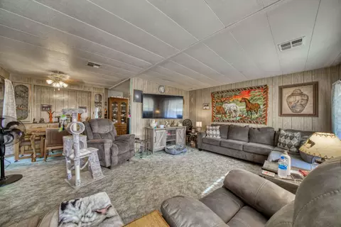 13721 Moonlite Ln, Redding, CA 96003 photo 3
