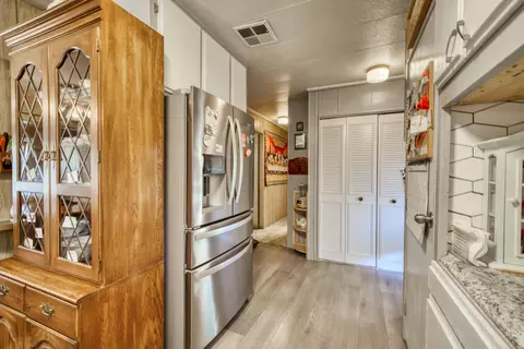 13721 Moonlite Ln, Redding, CA 96003 photo 9