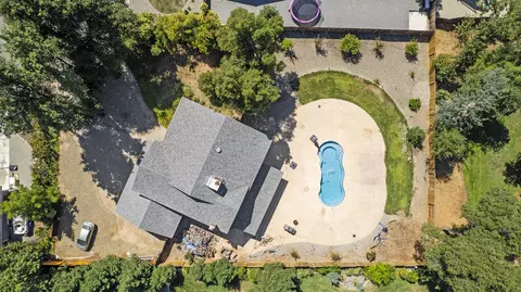 2548 Phil Ct, Redding, CA 96002 photo 23