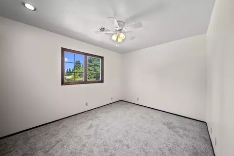 2548 Phil Ct, Redding, CA 96002 photo 15