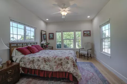 2000 Princeton Way, Redding, CA 96003 photo 36