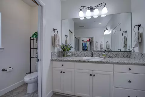 2000 Princeton Way, Redding, CA 96003 photo 33