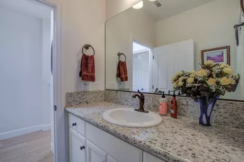 2000 Princeton Way, Redding, CA 96003 photo 43