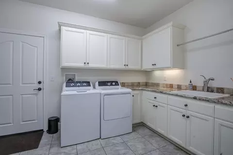 2000 Princeton Way, Redding, CA 96003 photo 23
