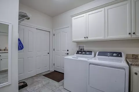 2000 Princeton Way, Redding, CA 96003 photo 24
