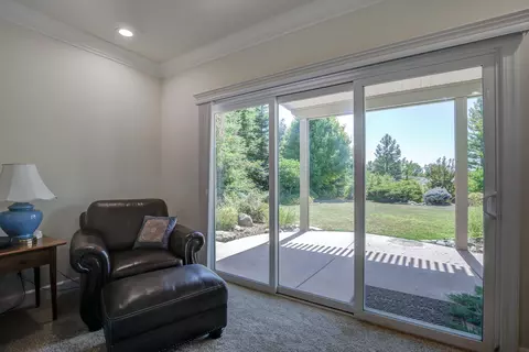 2000 Princeton Way, Redding, CA 96003 photo 27