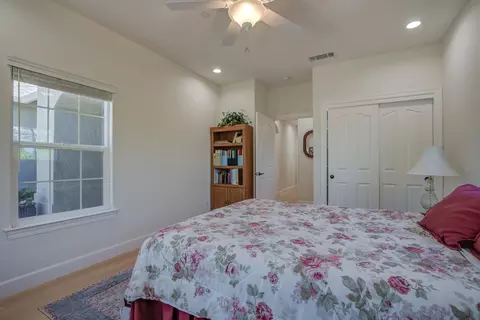 2000 Princeton Way, Redding, CA 96003 photo 38