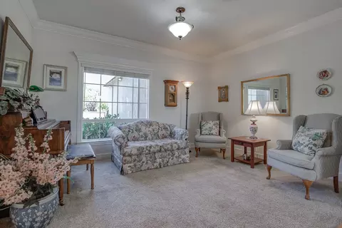 2000 Princeton Way, Redding, CA 96003 photo 8