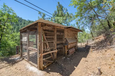 20236 Gilman Rd, Lakehead, CA 96051 photo 44