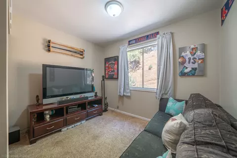 20236 Gilman Rd, Lakehead, CA 96051 photo 21