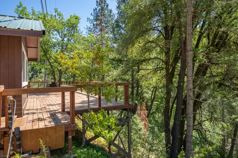 20236 Gilman Rd, Lakehead, CA 96051 photo 37