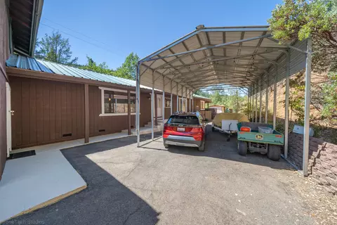 20236 Gilman Rd, Lakehead, CA 96051 photo 2