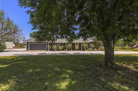 4823 Pheasant Dr, Anderson, CA 96007 photo 2