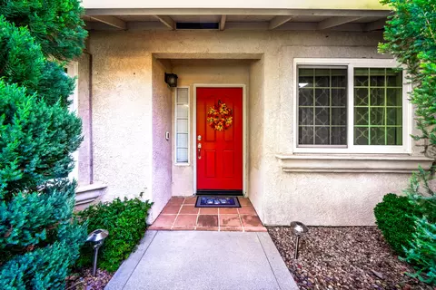 6763 Hemlock St, Redding, CA 96001 photo 3