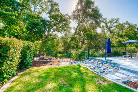 6763 Hemlock St, Redding, CA 96001 photo 30