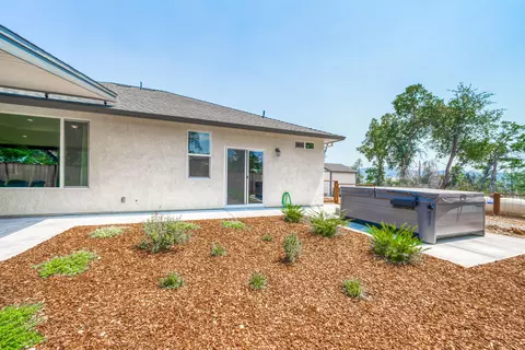 10144 Victoria Dr, Redding, CA 96001 photo 26