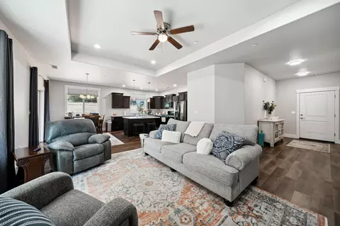 10144 Victoria Dr, Redding, CA 96001 photo 7