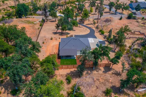 10144 Victoria Dr, Redding, CA 96001 photo 30