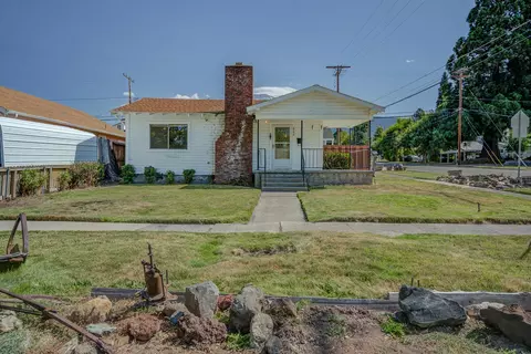 600 Cedar St, Mount Shasta, CA 96067
