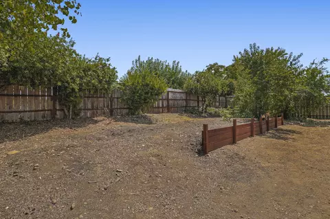 827 Springer Dr, Redding, CA 96003 photo 29