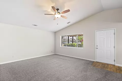 827 Springer Dr, Redding, CA 96003 photo 4