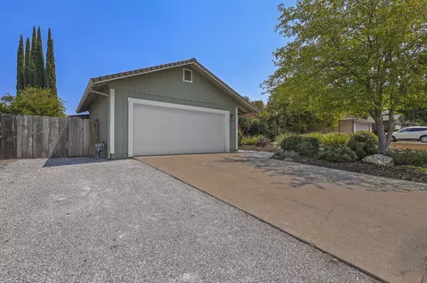 827 Springer Dr, Redding, CA 96003 photo 31