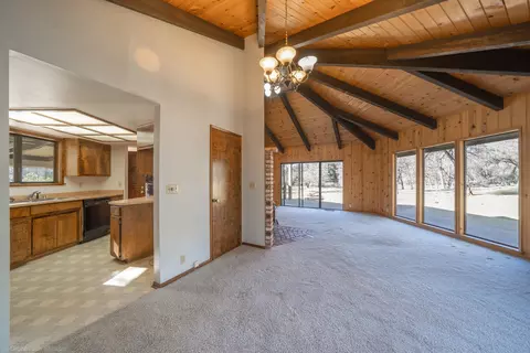 19432 Covey Rd, Redding, CA 96003 photo 9