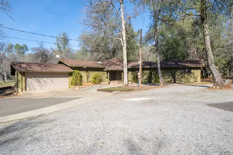 19432 Covey Rd, Redding, CA 96003 photo 1