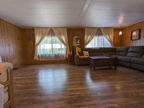 4325 Hiawatha, Redding, CA 96003 photo 5