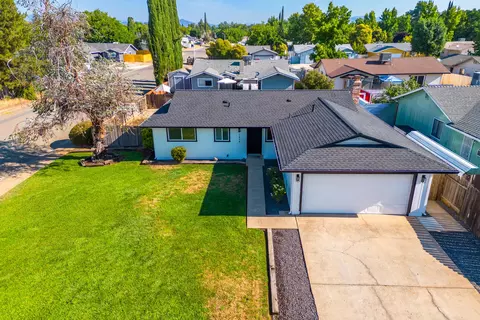 2498 Celestial St, Redding, CA 96002 photo 12