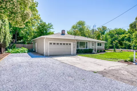 5195 Bidwell Rd, Redding, CA 96001 photo 2