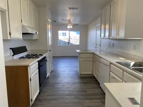 2135 Walbridge St, Red Bluff, CA 96080 photo 4