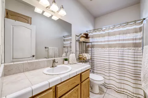 8841 Olney Park Dr, Redding, CA 96001 photo 12