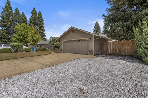 3279 Forest Homes Dr, Redding, CA 96002 photo 3