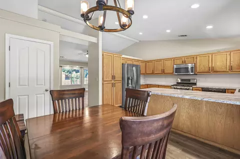 3279 Forest Homes Dr, Redding, CA 96002 photo 10