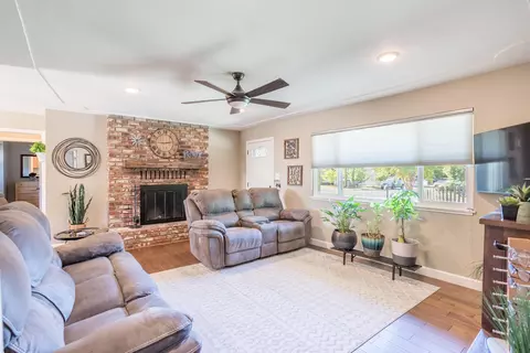 2766 Robert Ct, Redding, CA 96002 photo 4