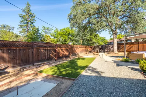 2766 Robert Ct, Redding, CA 96002 photo 19