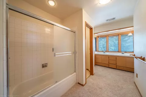 15642 Middletown Park Dr, Redding, CA 96001 photo 38