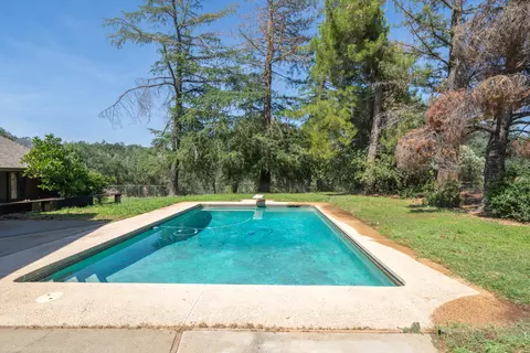 15642 Middletown Park Dr, Redding, CA 96001 photo 55