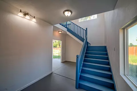 275 Howell Ave, Red Bluff, CA 96080 photo 2