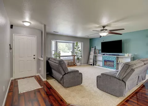 4505 Kayla Dr, Redding, CA 96002 photo 6