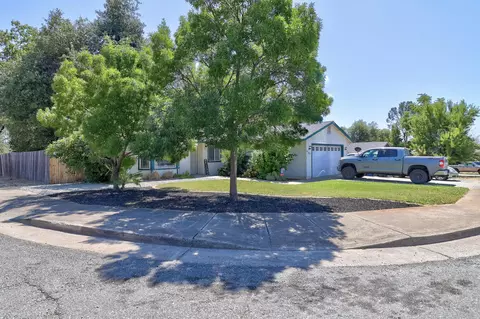 4505 Kayla Dr, Redding, CA 96002 photo 4