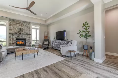 4200 Acadia Pl, Redding, CA 96001 photo 4
