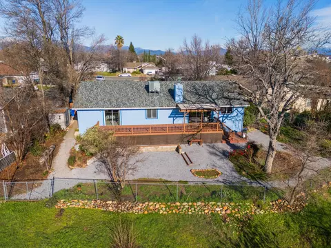 2827 Donner Ct, Redding, CA 96001 photo 40