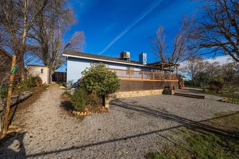 2827 Donner Ct, Redding, CA 96001 photo 32