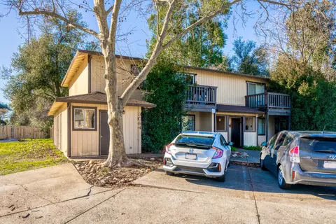 3064 Catalpa Ct, Redding, CA 96002 photo 3