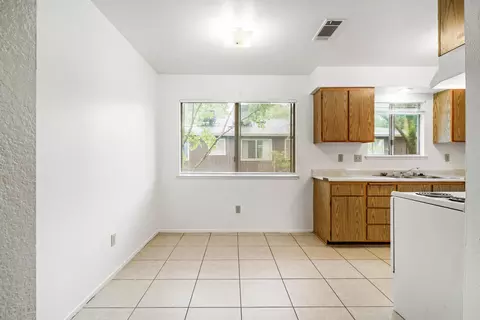 3064 Catalpa Ct, Redding, CA 96002 photo 15
